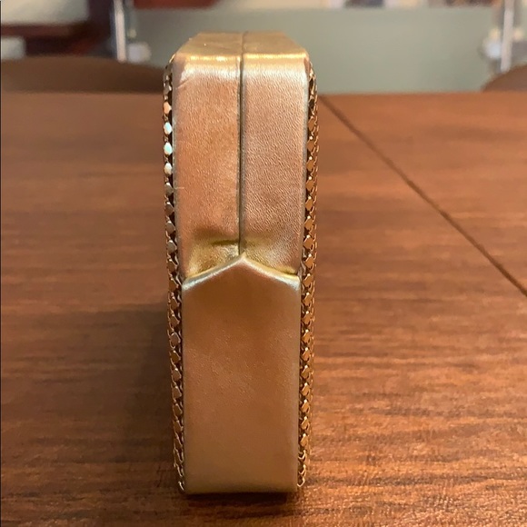gold clutch - Picture 2 of 3